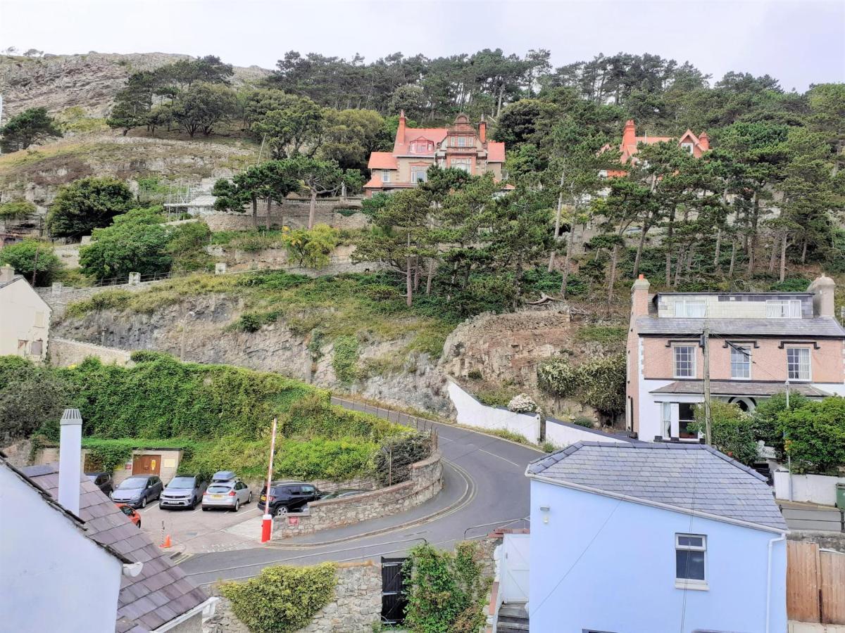 The Penthouse Apartment Llandudno Exterior photo